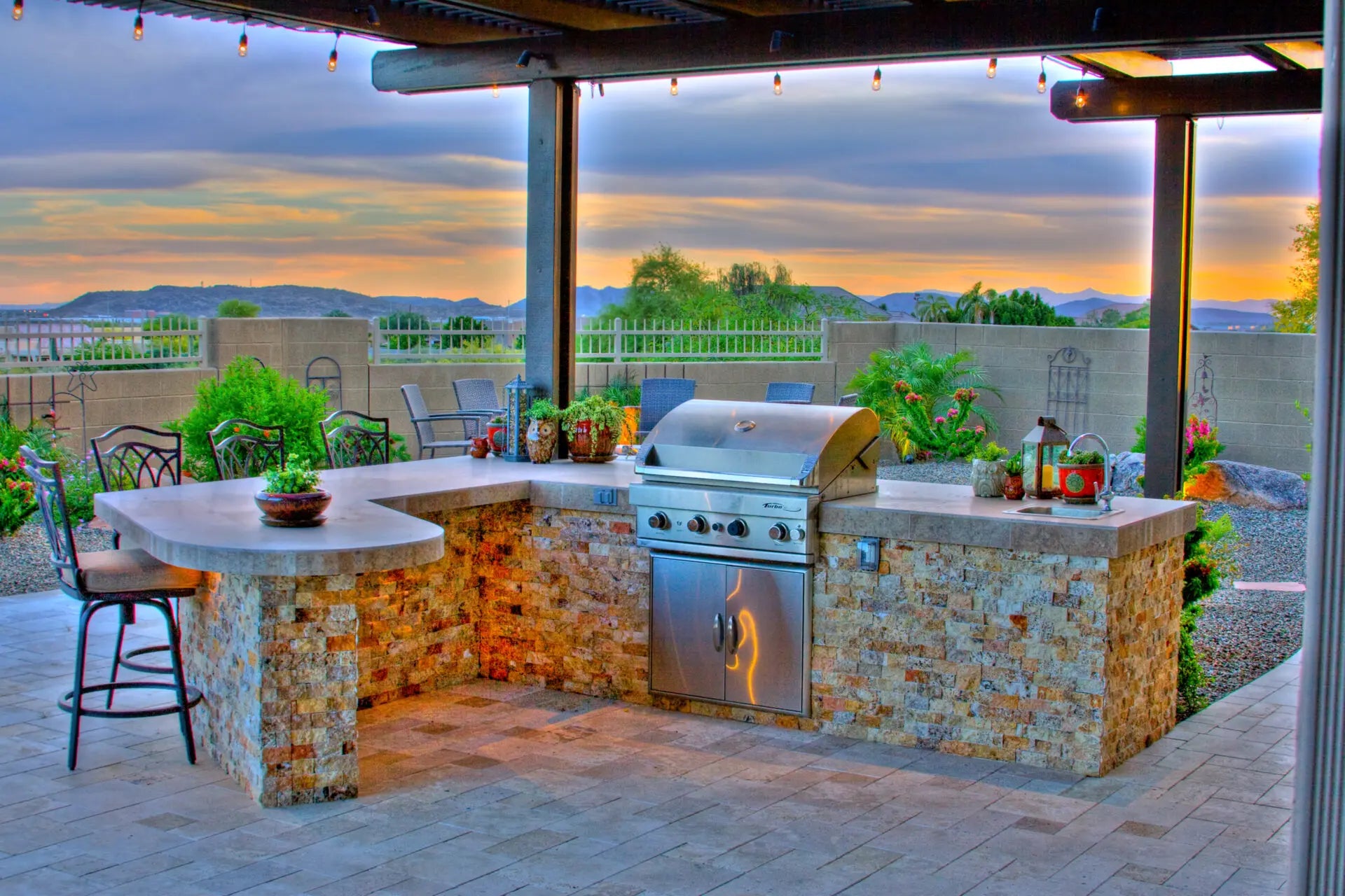 Alfresco Delights: Crafting an Outdoor Kitchen Oasis with Portable Gadgets